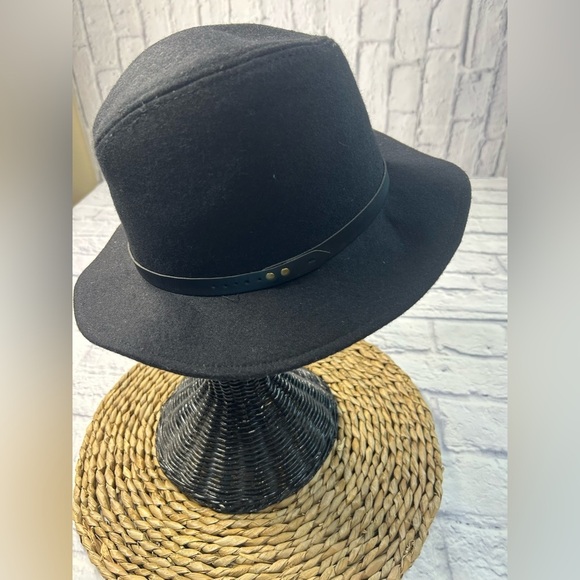 Phase 3 Stylish Black Fedora Hat. Wool. - Picture 5 of 12